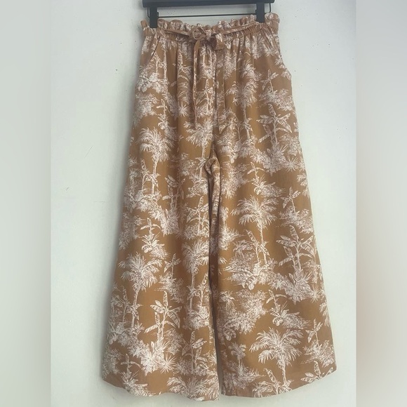 American Eagle Outfitters Pants - American Eagle Outfitters Brown Floral Pants